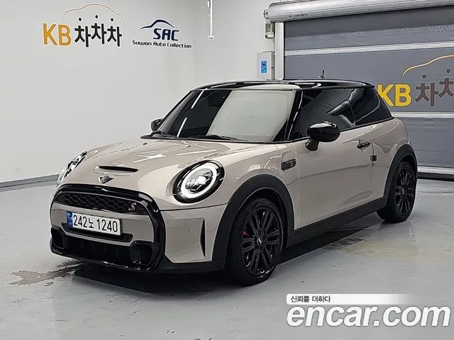 Фотография автомобиля — MINI Cooper