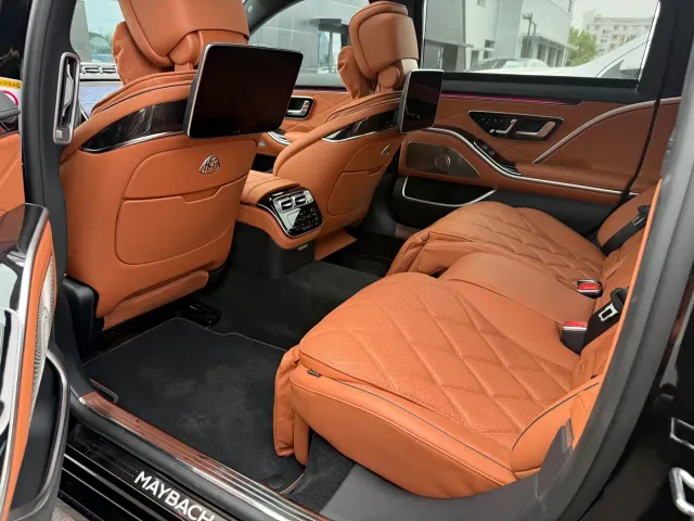 Mercedes-Benz Maybach S-Class — Фото автомобиля 17
