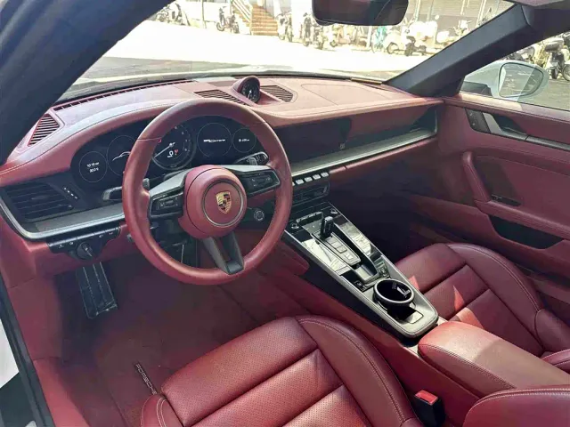 Porsche 911 — Фото автомобиля 4