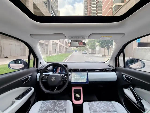 Leapmotor T03 — Фото автомобиля 11
