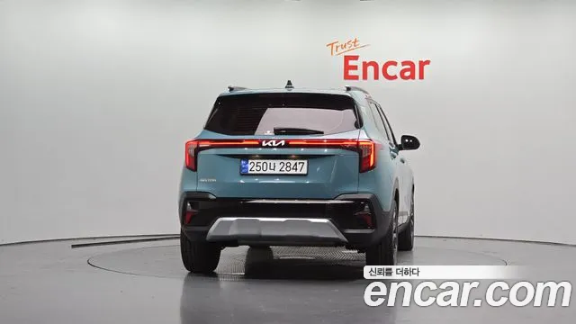 Kia Seltos — Фото автомобиля 4