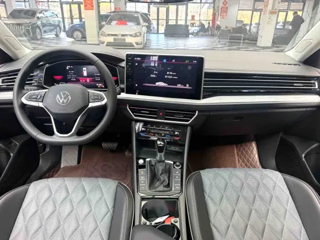 Volkswagen Sagitar — Фото автомобиля 10