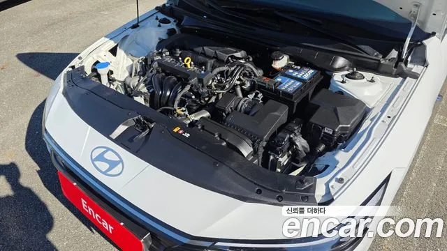 Hyundai Avante — Фото автомобиля 6
