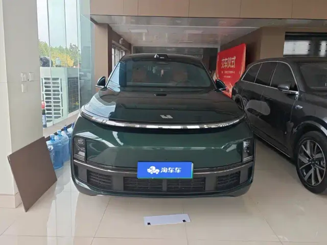 Li Auto L9 — Фото автомобиля 2