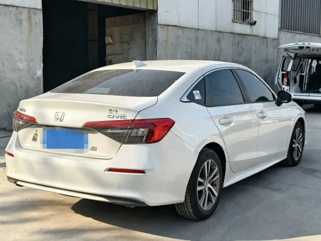 Honda Civic — Фото автомобиля 3