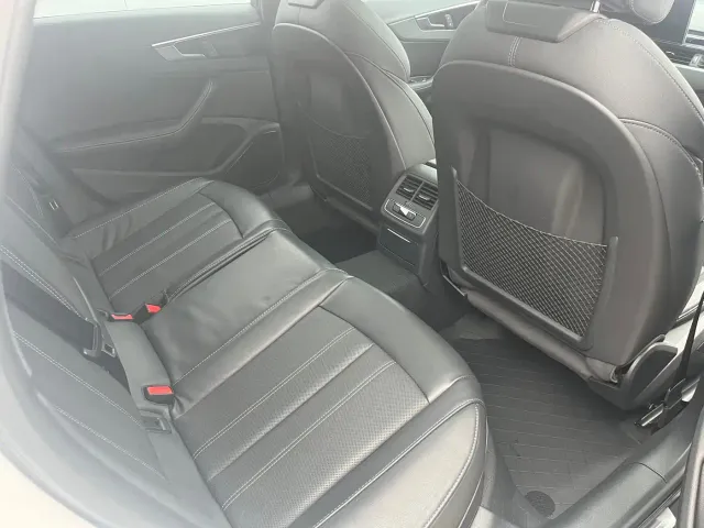 Audi A4L — Фото автомобиля 11