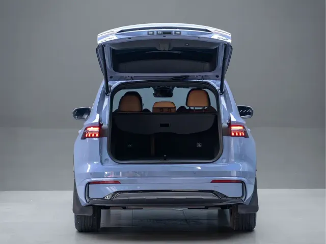 Geely Xingyue L — Фото автомобиля 10
