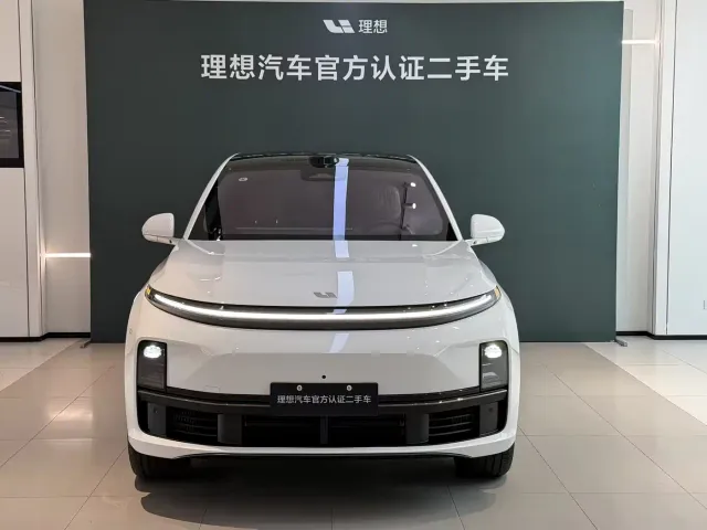 Фотография автомобиля — Li Auto L7
