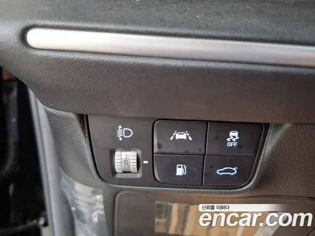 Hyundai Grandeur Новый Grandeur IG 3.0 LPi (Для проката) — Фото автомобиля 17