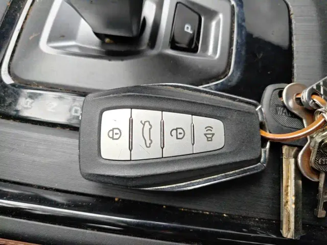 Geely Haoyue PRO — Фото автомобиля 18