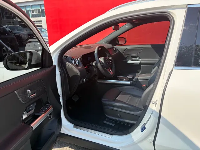 Mercedes-Benz EQA — Фото автомобиля 7