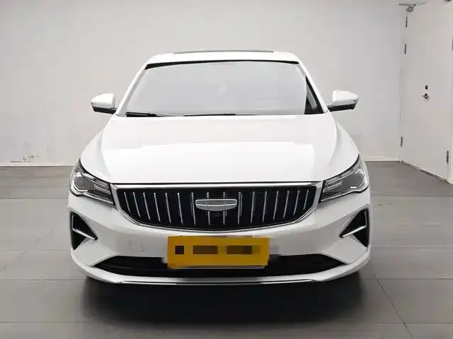 Geely Emgrand — Фото автомобиля 2