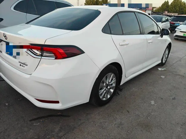 Toyota Corolla — Фото автомобиля 9