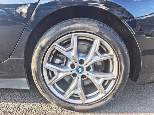 BMW BMW i3 2022 eDrive 35 L — Фото автомобиля 13