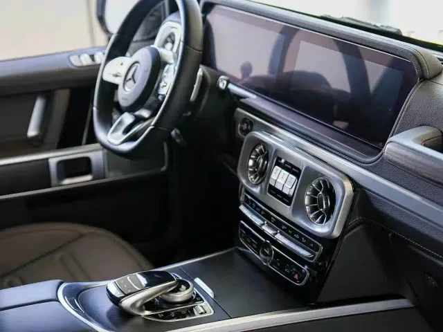 Mercedes-Benz Mercedes-Benz G-Class 2023 G 500 — Фото автомобиля 9
