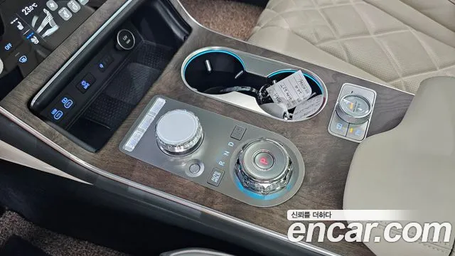 Genesis GV80 — Фото автомобиля 8