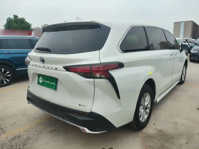 Toyota Granvia — Фото автомобиля 6