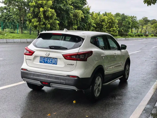 Nissan Qashqai — Фото автомобиля 7