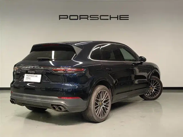 Porsche Cayenne — Фото автомобиля 6