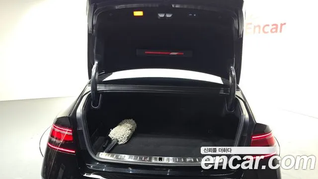 Genesis G90 — Фото автомобиля 13