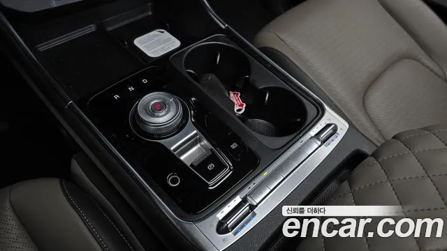 Kia Carnival — Фото автомобиля 12