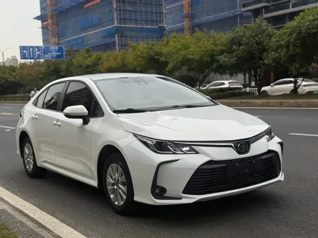 Toyota Corolla 2023 1.2T Pioneer Edition — Фото автомобиля 3