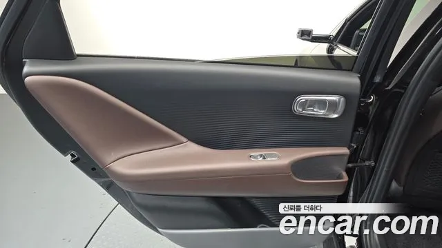 Hyundai Ioniq 6 — Фото автомобиля 14