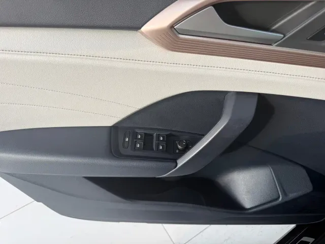 Volkswagen Tharu — Фото автомобиля 18