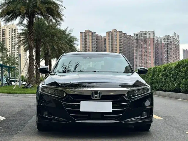 Honda Accord — Фото автомобиля 2