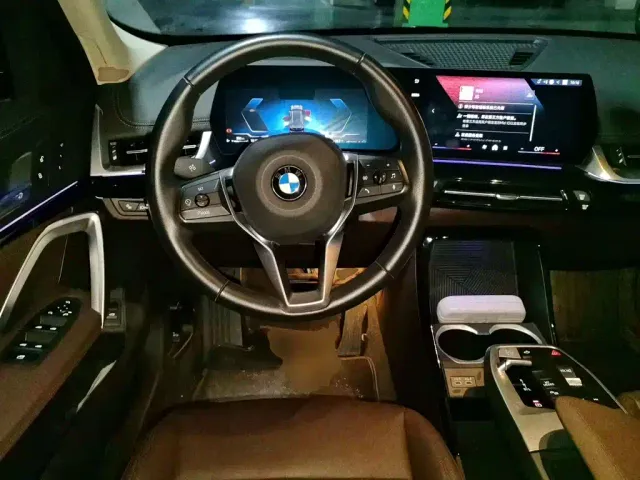 BMW X1 — Фото автомобиля 6