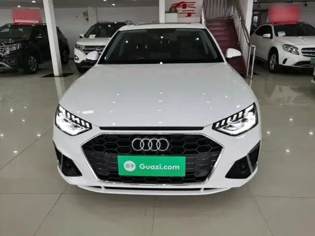 Audi A4L — Фото автомобиля 2