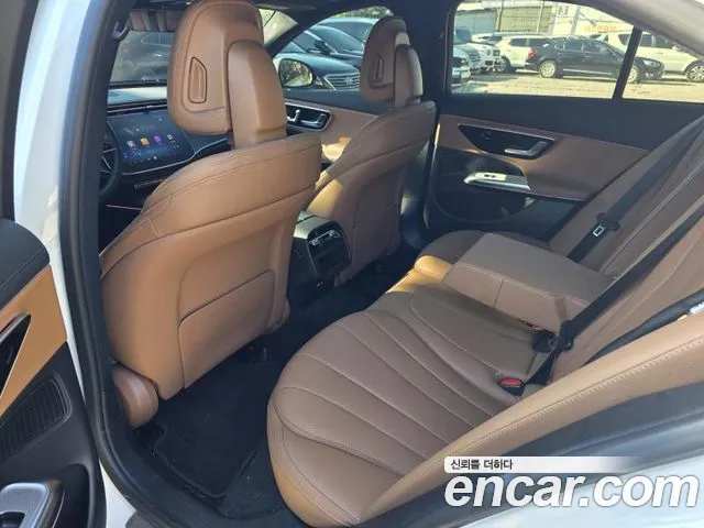 Mercedes-Benz E-Class W214 — Фото автомобиля 8