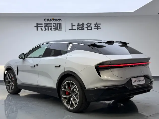 Lotus Eletre — Фото автомобиля 7