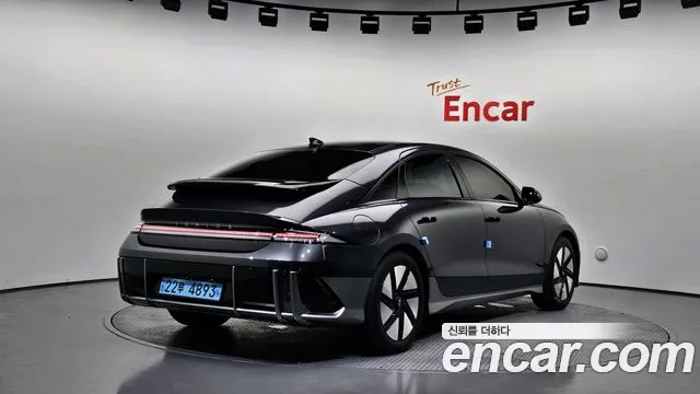 Hyundai Ioniq6 — Фото автомобиля 2