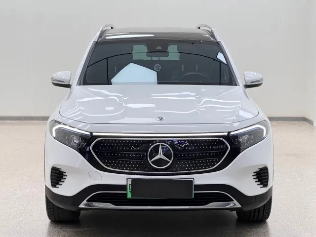 Mercedes-Benz EQB — Фото автомобиля 2