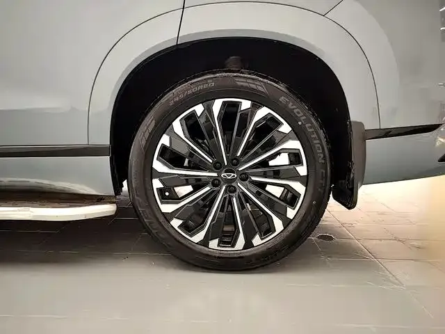 Chery Tiggo 9 — Фото автомобиля 16