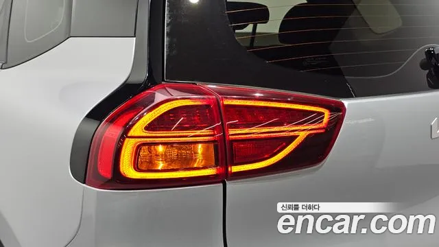 Kia Niro Niro Plus Air — Фото автомобиля 22