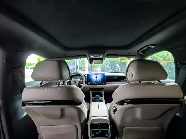 BYD Han — Фото автомобиля 13