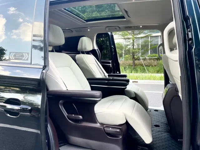GAC Trumpchi Trumpchi M8 2023 Master Series 390T Prestige Edition — Фото автомобиля 11
