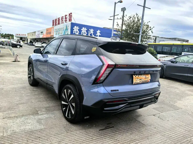 Geely Boyue L — Фото автомобиля 11