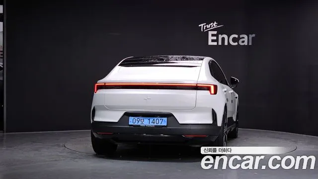 Polestar Polestar 4 — Фото автомобиля 4