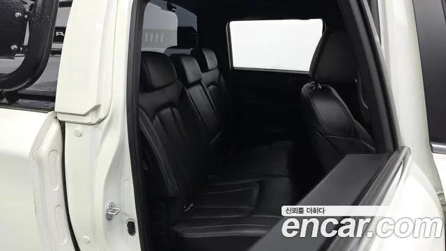 KG_Mobility_Ssangyong Rexton Новый Rexton Sport Khan Дизель 2.2 4WD — Фото автомобиля 11