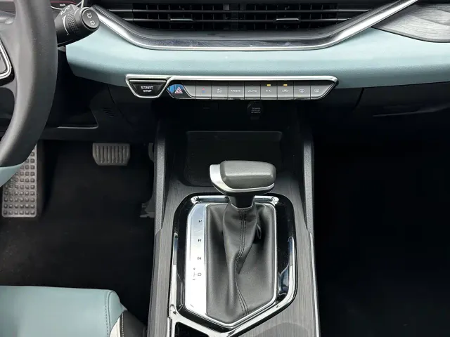 Geely Emgrand S — Фото автомобиля 15