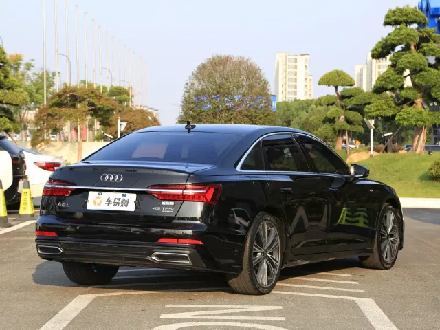 Audi A6L — Фото автомобиля 22