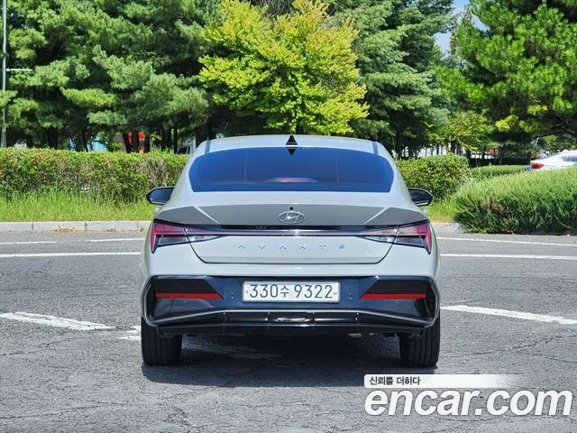 Hyundai AVANTE Новый Avante (CN7) 1.6 LPi (Для проката) — Фото автомобиля 3