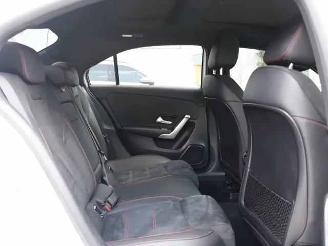 Mercedes-Benz A-Class — Фото автомобиля 6