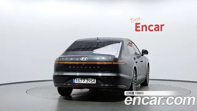 Hyundai Grandeur Grandeur (GN7) 2.5 Бензин 2WD — Фото автомобиля 4