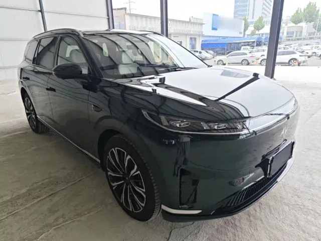 Dongfeng eπ 008 — Фото автомобиля 3