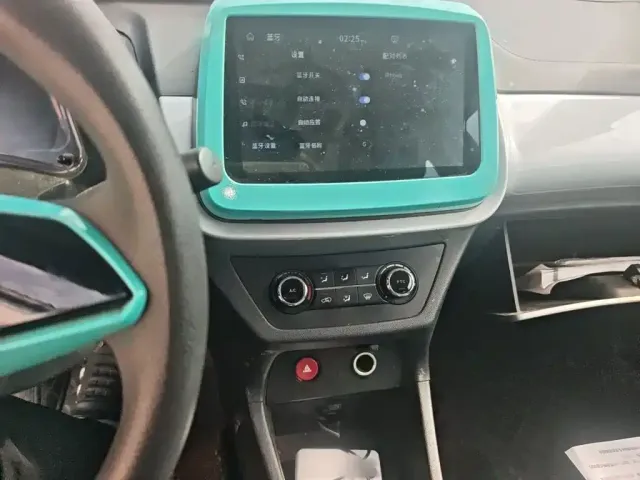 JMCG New Energy Little Kirin 2022 Agile Edition — Фото автомобиля 5