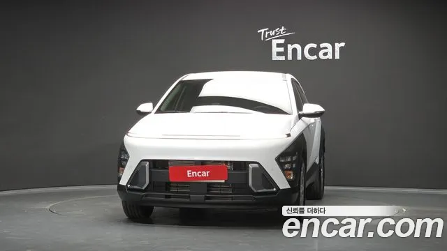 Hyundai Kona SX2 — Фото автомобиля 3